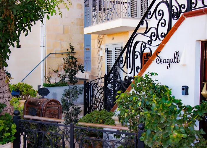 Seagull Birgu - Waterfront Home